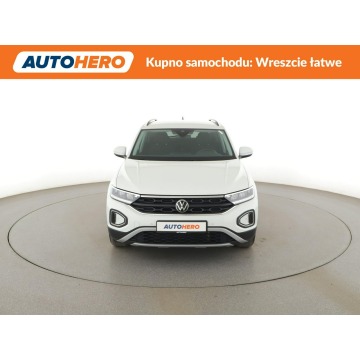 Volkswagen T-Roc  SUV 2022,  1.0 benzyna - Na sprzedaż za 75 900 zł - Warszawa - zdjęcie 11