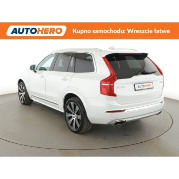 Volvo   SUV 2020,  2.0 diesel, automat - Na sprzedaż za 146 900 zł - Warszawa - zdjęcie 4