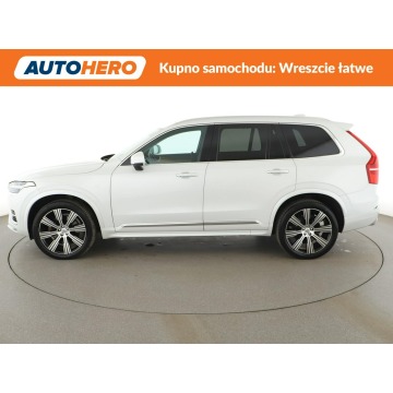Volvo   SUV 2020,  2.0 diesel, automat - Na sprzedaż za 146 900 zł - Warszawa - zdjęcie 2