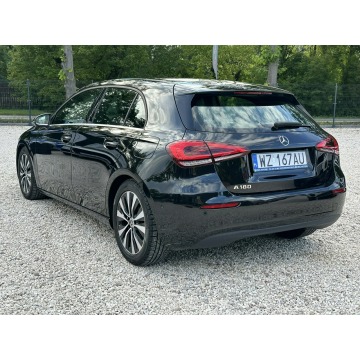 Mercedes - Benz A-klasa  Hatchback 2020,  1.3 benzyna, automat - Na sprzedaż za 97 900 zł - Pęcice - zdjęcie 5
