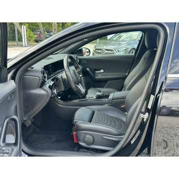 Mercedes - Benz A-klasa  Hatchback 2020,  1.3 benzyna, automat - Na sprzedaż za 97 900 zł - Pęcice - zdjęcie 11