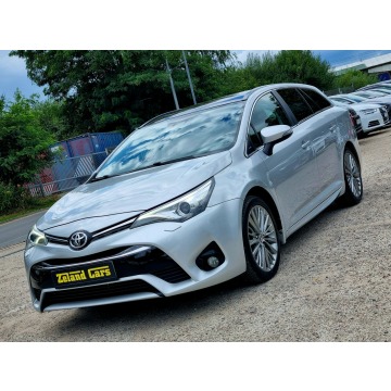 Toyota Avensis  Kombi 2015,  2.0 diesel - Na sprzedaż za 29 900 zł - Szczecin - zdjęcie 1