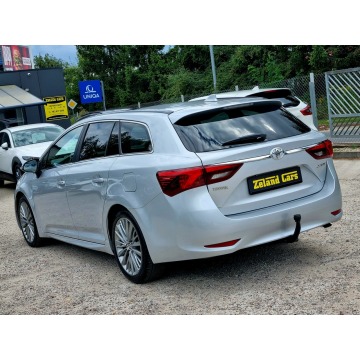 Toyota Avensis  Kombi 2015,  2.0 diesel - Na sprzedaż za 29 900 zł - Szczecin - zdjęcie 7