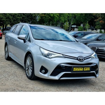 Toyota Avensis  Kombi 2015,  2.0 diesel - Na sprzedaż za 29 900 zł - Szczecin - zdjęcie 3