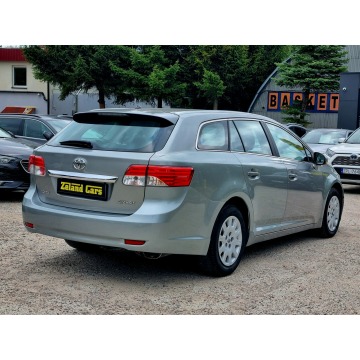 Toyota Avensis  Kombi 2012,  1.8 benzyna - Na sprzedaż za 28 900 zł - Szczecin - zdjęcie 5