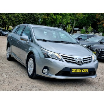 Toyota Avensis  Kombi 2012,  1.8 benzyna - Na sprzedaż za 28 900 zł - Szczecin - zdjęcie 3