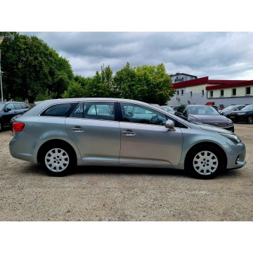 Toyota Avensis  Kombi 2012,  1.8 benzyna - Na sprzedaż za 28 900 zł - Szczecin - zdjęcie 4