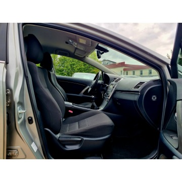 Toyota Avensis  Kombi 2012,  1.8 benzyna - Na sprzedaż za 28 900 zł - Szczecin - zdjęcie 11