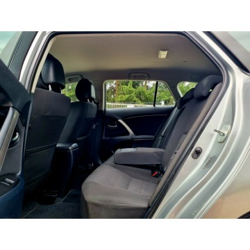 Toyota Avensis  Kombi 2012,  1.8 benzyna - Na sprzedaż za 28 900 zł - Szczecin - zdjęcie 10