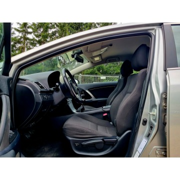 Toyota Avensis  Kombi 2012,  1.8 benzyna - Na sprzedaż za 28 900 zł - Szczecin - zdjęcie 9