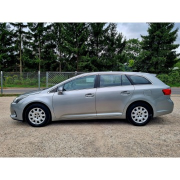 Toyota Avensis  Kombi 2012,  1.8 benzyna - Na sprzedaż za 28 900 zł - Szczecin - zdjęcie 8