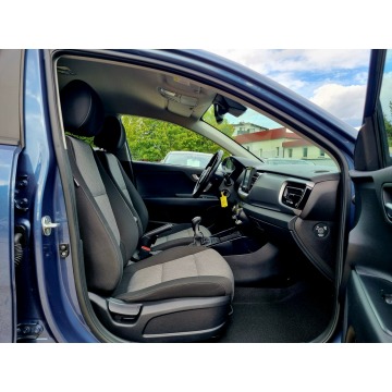 Kia Stonic  SUV 2020,  1.6 diesel - Na sprzedaż za 45 900 zł - Szczecin - zdjęcie 11
