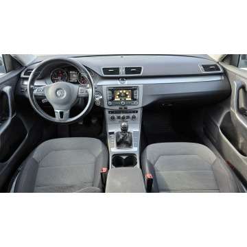 Volkswagen Passat  Kombi 2014,  2.0 diesel - Na sprzedaż za 29 900 zł - Wrocław - zdjęcie 5