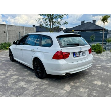 BMW Seria 3  Kombi 2010,  2.0 diesel - Na sprzedaż za 19 800 zł - Szerominek - zdjęcie 4
