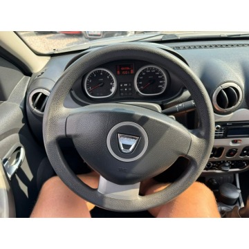Dacia Duster  SUV 2013,  1.6 benzyna - Na sprzedaż za 23 900 zł - Szerominek - zdjęcie 8