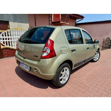 Dacia Sandero  Liftback 2009,  1.4 benzyna - Na sprzedaż za 9 900,00 zł - Szerominek - zdjęcie 3