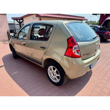 Dacia Sandero  Liftback 2009,  1.4 benzyna - Na sprzedaż za 9 900,00 zł - Szerominek - zdjęcie 4