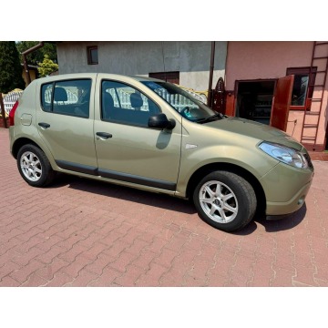 Dacia Sandero  Liftback 2009,  1.4 benzyna - Na sprzedaż za 9 900,00 zł - Szerominek - zdjęcie 2