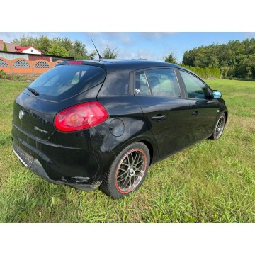 Fiat Bravo  Liftback 2009,  1.4 benzyna - Na sprzedaż za 8 900,00 zł - Szerominek - zdjęcie 4