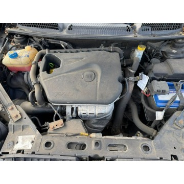 Fiat Bravo  Liftback 2009,  1.4 benzyna - Na sprzedaż za 8 900,00 zł - Szerominek - zdjęcie 9