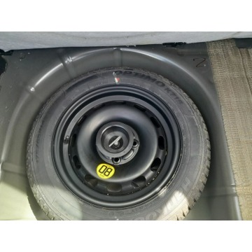 Ford Fiesta  Liftback 2011,  1.2 benzyna - Na sprzedaż za 15 500 zł - Szerominek - zdjęcie 12