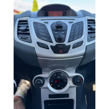 Ford Fiesta  Liftback 2009,  1.2 benzyna - Na sprzedaż za 14 999 zł - Szerominek - zdjęcie 9