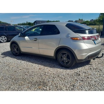 Honda Civic  Liftback 2008,  1.3 benzyna - Na sprzedaż za 15 999 zł - Szerominek - zdjęcie 5