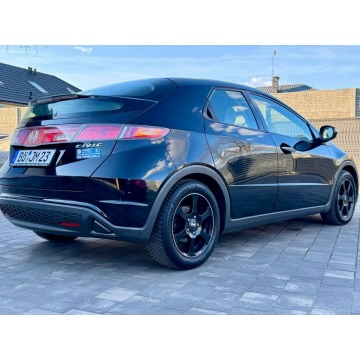 Honda Civic  Liftback 2008,  1.3 benzyna - Na sprzedaż za 14 999 zł - Szerominek - zdjęcie 2