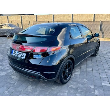 Honda Civic  Liftback 2008,  1.3 benzyna - Na sprzedaż za 14 999 zł - Szerominek - zdjęcie 11