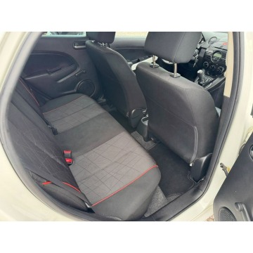 Mazda 2  Liftback 2014,  1.3 benzyna - Na sprzedaż za 17 700 zł - Szerominek - zdjęcie 8