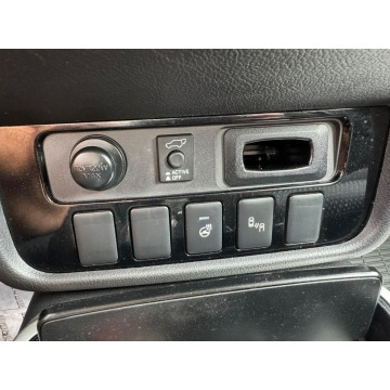Mitsubishi Outlander  SUV 2018,  2.3 diesel, automat - Na sprzedaż za 49 900 zł - Szerominek - zdjęcie 9