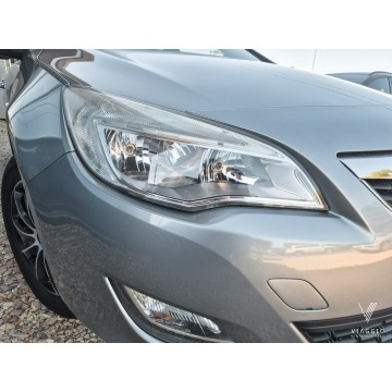 Opel Astra  Hatchback 2012,  1.4 benzyna - Na sprzedaż za 24 899 zł - Tychy - zdjęcie 8