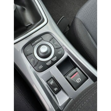Renault Laguna  Liftback 2010,  1.6 benzyna - Na sprzedaż za 13 900 zł - Szerominek - zdjęcie 11