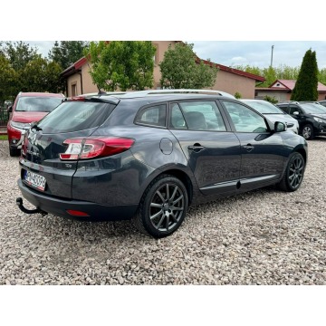 Renault Megane  Kombi 2011,  1.4 benzyna - Na sprzedaż za 17 900 zł - Szerominek - zdjęcie 3