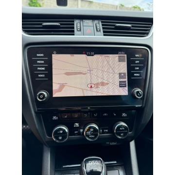 Skoda Octavia  Kombi 2019,  2.0 diesel, automat - Na sprzedaż za 49 999 zł - Szerominek - zdjęcie 7