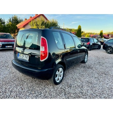 Skoda Roomster  Liftback 2007,  1.6 benzyna - Na sprzedaż za 11 900 zł - Szerominek - zdjęcie 2