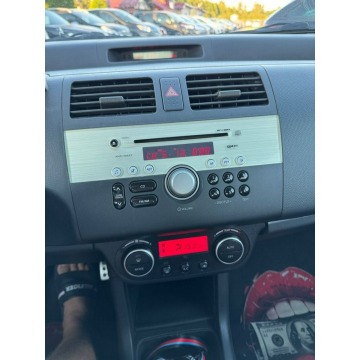Suzuki Swift  Liftback 2009,  1.6 benzyna - Na sprzedaż za 12 500 zł - Szerominek - zdjęcie 8