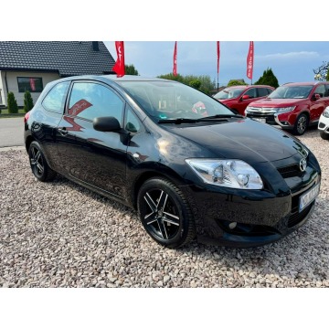 Toyota Auris - Uwaga ! Auris 1,6 tylko 97 tyś km Bardzo Ładna Zapraszam! Z Niemiec
