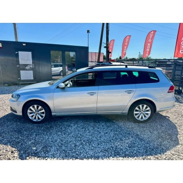 Volkswagen Passat  Kombi 2011,  2.0 diesel - Na sprzedaż za 26 500 zł - Szerominek - zdjęcie 9