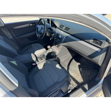 Volkswagen Passat  Kombi 2011,  2.0 diesel - Na sprzedaż za 26 500 zł - Szerominek - zdjęcie 12