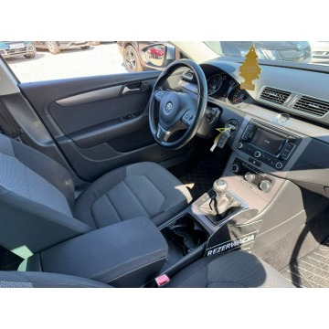 Volkswagen Passat  Kombi 2011,  2.0 diesel - Na sprzedaż za 26 500 zł - Szerominek - zdjęcie 11