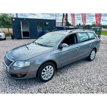 Volkswagen Passat  Kombi 2005,  1.6 benzyna - Na sprzedaż za 9 900,00 zł - Szerominek - zdjęcie 5