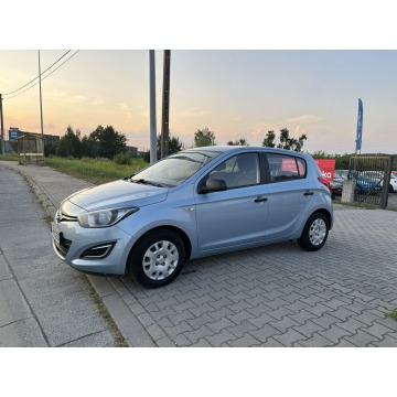 Hyundai i20  Hatchback 2013,  1.2 benzyna - Na sprzedaż za 22 800 zł - Przyszowice - zdjęcie 2