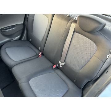 Hyundai i20  Hatchback 2013,  1.2 benzyna - Na sprzedaż za 22 800 zł - Przyszowice - zdjęcie 10