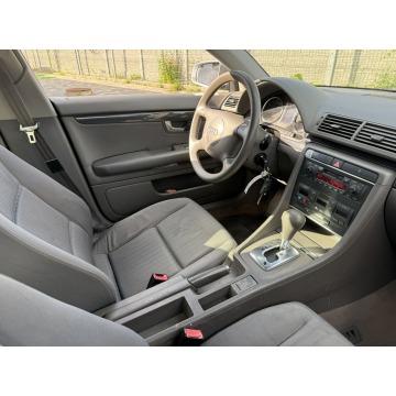 Audi A4  Sedan/Limuzyna 2003,  2.0 benzyna, automat - Na sprzedaż za 9 999,00 zł - Szerominek - zdjęcie 6
