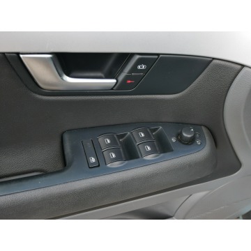 Seat Exeo  Kombi 2009,  2.0 diesel - Na sprzedaż za 19 900 zł - Goczałkowice-Zdrój - zdjęcie 7