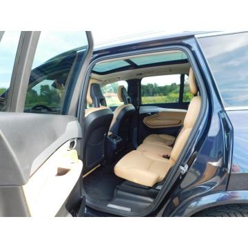 Volvo   SUV 2016,  2.0 benzyna, automat - Na sprzedaż za 66 666 zł - Żyrardów - zdjęcie 12