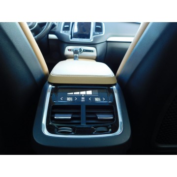 Volvo   SUV 2016,  2.0 benzyna, automat - Na sprzedaż za 66 666 zł - Żyrardów - zdjęcie 11