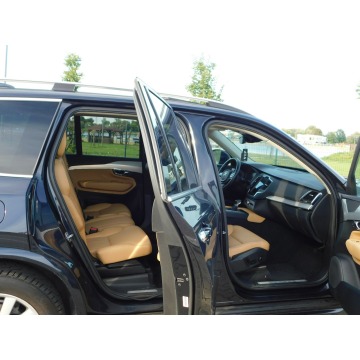 Volvo   SUV 2016,  2.0 benzyna, automat - Na sprzedaż za 66 666 zł - Żyrardów - zdjęcie 9