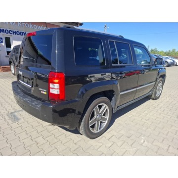 Jeep Patriot  Terenowy 2009,  2.4 - Na sprzedaż za 20 800 zł - Malutkie - zdjęcie 4